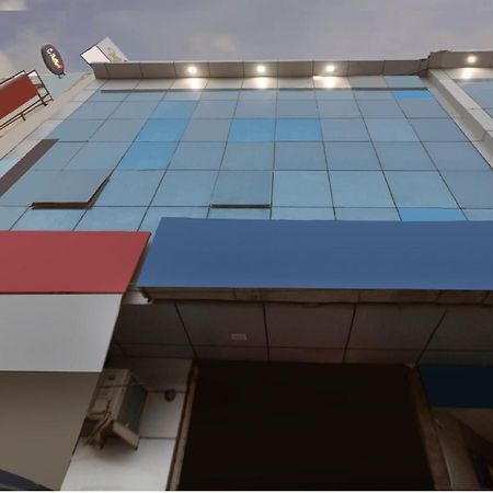 Oyo 77158 Hotel Swastik Palace Bhiwandi Экстерьер фото